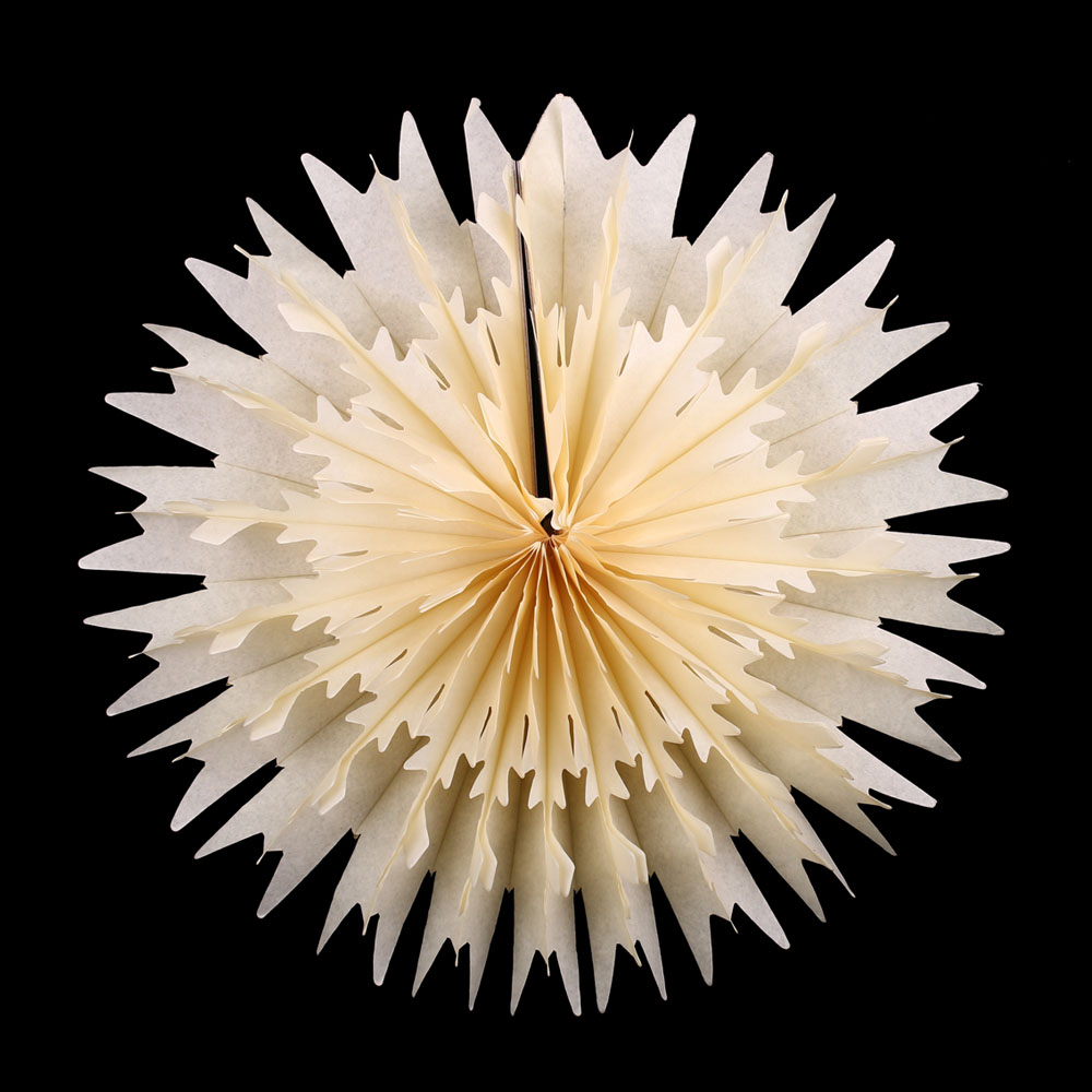 Снежинка обьемная 40 см айвори Снежинка обьемная 40 см айвори